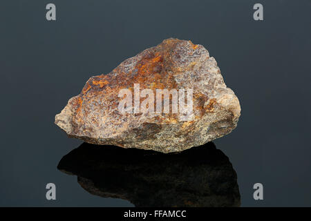 Météorite pierreuse Chondrite (Pierre), Désert du Sahara, Maroc Banque D'Images