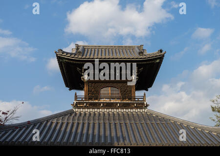 Sur le toit du temple, Kyoto, Japon Banque D'Images