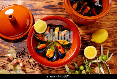 Tapas moules moules vapeur vapeur al de l'Espagne Banque D'Images
