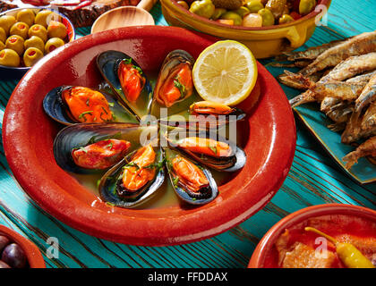 Tapas moules moules vapeur vapeur al de l'Espagne Banque D'Images