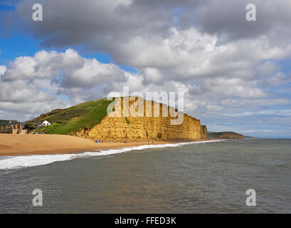 Baie ouest côte jurassique du Dorset plage de Chesil et falaises de l'Est Banque D'Images