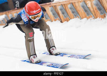 Juliane Seyfarth d'Allemagne fait concurrence au cours de Ljubno FIS en Coupe du monde de saut à ski, la Slovénie Ljubno. (Photo de Rok Rakun / Pacific Press) Banque D'Images