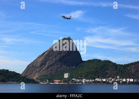 Vue de la montagne Sugarloaf, de Pao de Acucar, du nord, de Baia de Guanabara, Rio de Janeiro, Brésil Banque D'Images