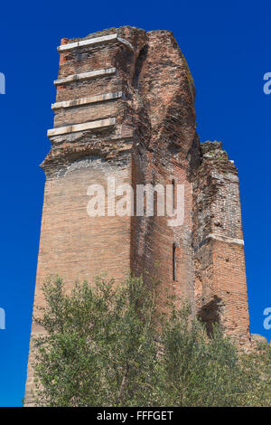 Basilique rouge, temple d'Isis et de Sérapis, Pergamon, Bergama, Province d'Izmir, Turquie Banque D'Images