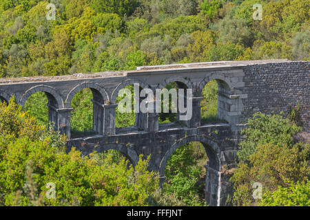 Aqueduc byzantin, Ephèse, Selcuk, Izmir, Turquie Province Banque D'Images