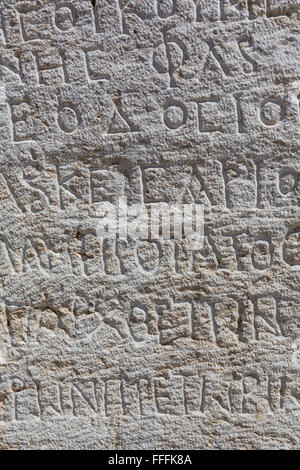Inscription grecque sur la pierre, ruines de l'antique Xanthos, Antalya Province, Turkey Banque D'Images