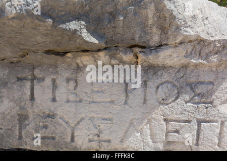 Inscription grecque sur la pierre, ruines de l'antique Xanthos, Antalya Province, Turkey Banque D'Images