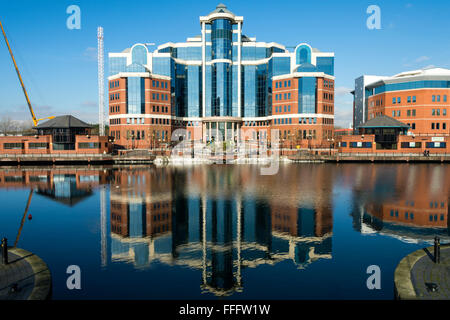 L'immeuble de bureaux de Victoria au bassin du lac Érié, Salford Quays, Manchester, UK Banque D'Images