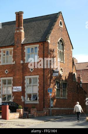 Le Castle Hotel & Reform Bar and Restaurant sur le Westgate près de la cathédrale et du château dans la ville de Lincoln Lincolnshire Angleterre GB Royaume-Uni 2015 Banque D'Images