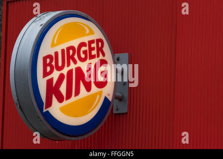 Burger King, fast food restaurant sign logo. Banque D'Images