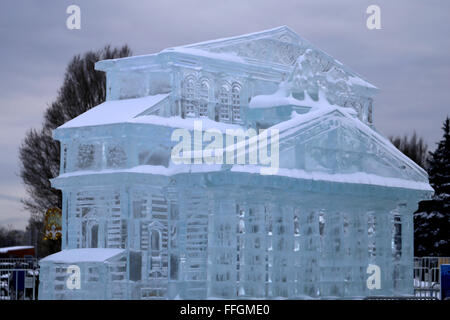 Sculptures de glace dans la rue sont photographiés close up Banque D'Images