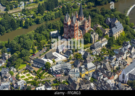 Vue aérienne, surplombant la vieille ville de Limbourg sur la cathédrale de Limbourg, Limburg an der Lahn, chef-lieu de l'arrondissement Banque D'Images