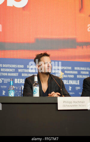 Berlin, Allemagne. Feb 13, 2016. Conférence de presse du film 'Kater | Tomcat' à Berlinale 2016, Klaus Händl, Philipp Hochmair, Lukas Turtur,Gerald Kerkletz Scrinzi, Joana, Antonin Svoboda Crédit : Odeta Catana/Alamy Live News Banque D'Images