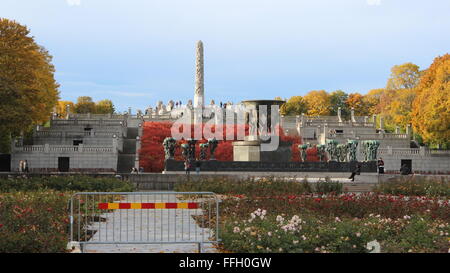 Un jour d'automne dans le parc Vigeland à Oslo, Norvège Banque D'Images