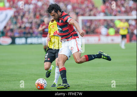 Pirtek Stadium, Parramatta, Australie. 14Th Feb 2016. Hyundai A-League. Western Sydney Wanderers contre Wellington Phoenix. Wanderers humains Nikolai Topor-Stanley en action. Credit : Action Plus Sport/Alamy Live News Banque D'Images