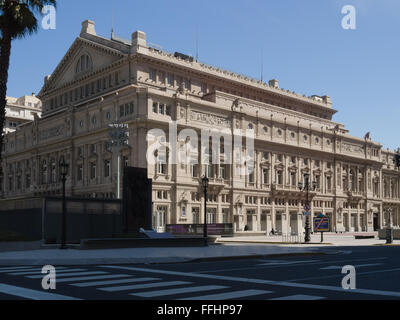 Buenos Aires, Argentine - 18 octobre 2015 : le célèbre monument de Teatro Colón, Banque D'Images