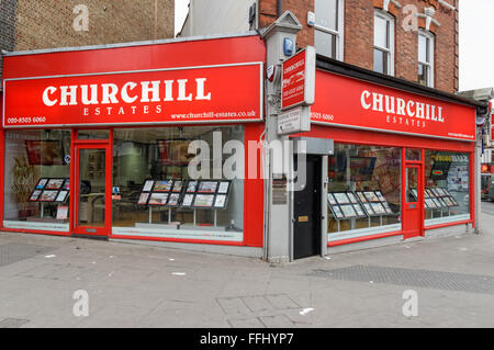 Le Bureau des successions de Churchill à Walthamstow, London England Royaume-Uni UK Banque D'Images