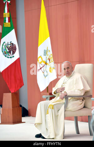 La ville de Mexico, Mexique. Feb 13, 2016. Le pape François lors d'une cérémonie de bienvenue au Palais national le 13 février 2016 à Mexico, Mexique. Banque D'Images