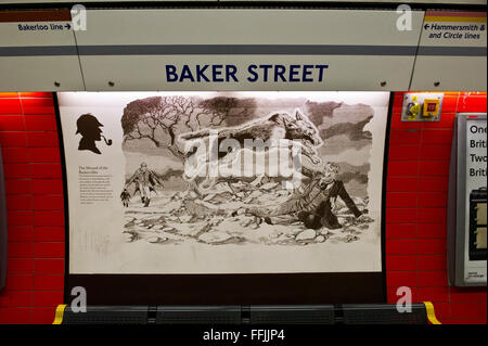 Une affiche de Sherlock Holmes article 'Hounds of Baskerville' dans Baker Street, London, United Kingdom. Banque D'Images