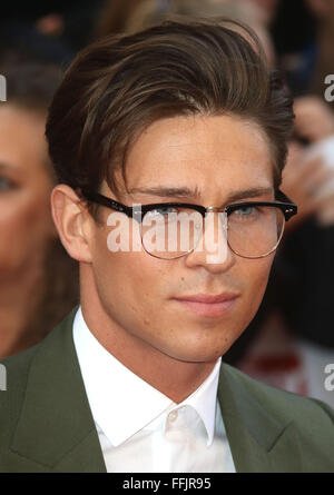 28 septembre 2015 - Joey Essex participant à la fierté de la Grande-Bretagne Awards 2015 à l'hôtel Grosvenor House à Londres, au Royaume-Uni. Banque D'Images