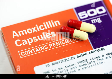 AMOXICILLIN CAPSULES - S'IL VOUS PLAÎT NOTER QUE VOUS ACHETEZ UNE PHOTO PAS LES COMPRIMÉS!! Banque D'Images