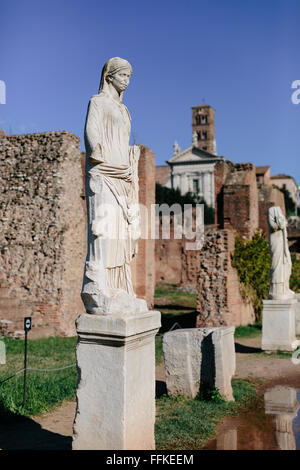 Maison des vestales au Forum Romain [Foro Romano], Rome, Italie Banque D'Images