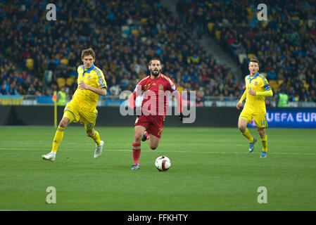 Isco lors de l'Euro 2016 football match de qualification entre les équipes nationales de football de l'Ukraine et l'Espagne Banque D'Images