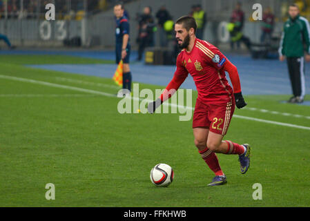 Isco lors de l'Euro 2016 football match de qualification entre les équipes nationales de football de l'Ukraine et l'Espagne Banque D'Images