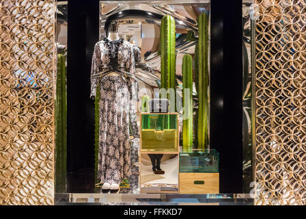 Nice, France, LVMH, Louis Vuitton Luxury clothing Shop Window Display,  detail, designer store with mannequins Stock Photo - Alamy