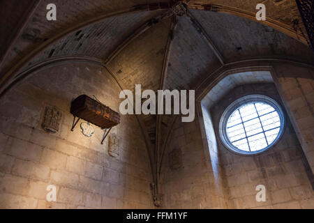 Burgos, Espagne : El Cofre del Cid à la Chapelle du Saint Sacrement dans la Cathédrale de Burgos. Banque D'Images