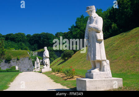 France, Meuse (55), ville de Verdun, Carrefour des Maréchaux, statues commémoratives des anciens généraux français Banque D'Images