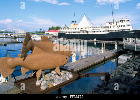 Sault Ste. Marie, Ontario, Canada - MS Norgoma (Musée) amarré le long de Rivière Sainte-Marie Waterfront à Roberta Bondar Park Banque D'Images