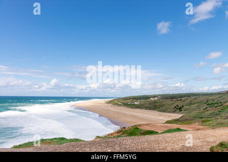 Plage de Nazaré, un paradis du surf town - Caldas da Rainha, Portugal Banque D'Images