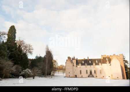 Château de tambour dans la neige dans l'Aberdeenshire, en Écosse. Banque D'Images