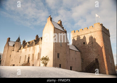 Château de tambour dans la neige dans l'Aberdeenshire, en Écosse. Banque D'Images