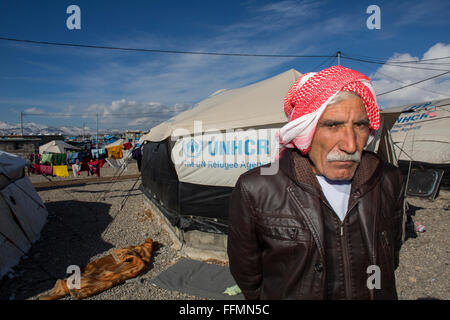 Les personnes déplacées dans un camp de réfugiés dans le Nord de l'Iraq Banque D'Images