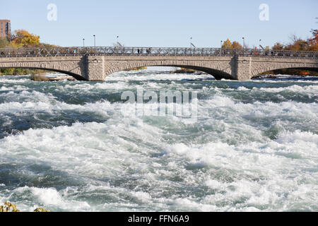 Goat Island Road, Niagara Falls State Park Banque D'Images