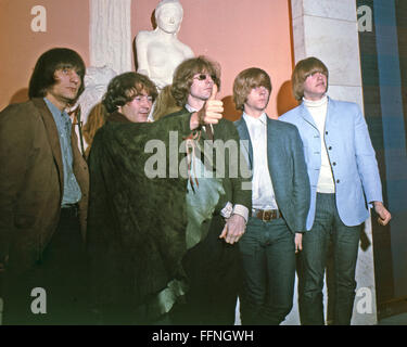 Groupe rock US BYRDS vers 1964. De gauche : Clarke, Dave Crosby, Roger McGuinn, Michael Clarke, Chris Hillman Banque D'Images