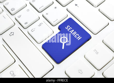 Recherche business concept, rouge bouton enter ou sur la touche clavier blanc la photographie. Banque D'Images