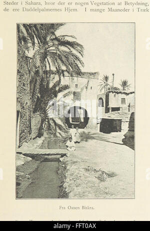 Ce livre vintage explore les régions de l'Algérie et du désert du Sahara, offrant un aperçu de leurs paysages, de leurs cultures et de leur contexte historique. Il est enrichi de plaques et de cartes, fournissant une référence visuelle détaillée des zones. Banque D'Images