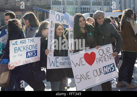 Les médecins en grève, Nottingham, Angleterre. Banque D'Images