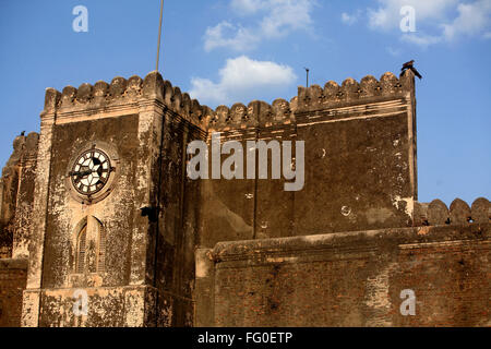 Au tour de l'horloge L'horloge brisée de Bhadra fort en 1411 ; AD Ahmedabad Gujarat ; Inde ; Banque D'Images