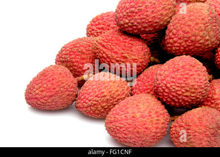 Litchi Fruits , bon pour la santé sur fond blanc Banque D'Images