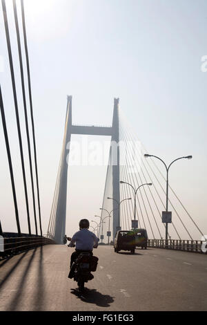 Vidyasagar setu deuxième pont sur la rivière Hooghly reliant howrah calcutta kolkata maintenant à l'ouest du Bengale en Inde - 113541 rsc Banque D'Images