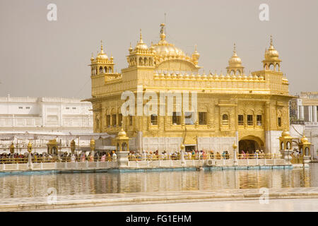 Harimandir Sahib swarn mandir ou temple d'or d'Amritsar Punjab , , , Inde Banque D'Images