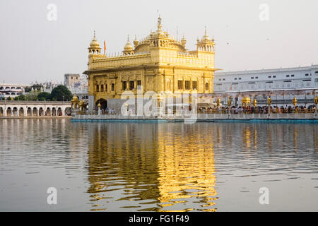 Harimandir Sahib swarn mandir ou temple d'or d'Amritsar Punjab , , , Inde Banque D'Images