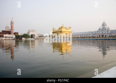 Harimandir Sahib swarn mandir ou temple d'or d'Amritsar Punjab , , , Inde Banque D'Images