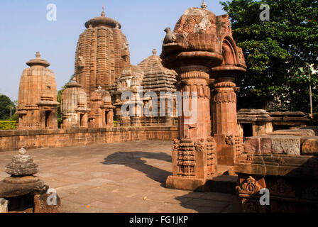 10e 11e siècle Mukteshwar temple dédié à Shiva dieu considéré entouré 150 petits sanctuaires Bhubaneswar Orissa Banque D'Images