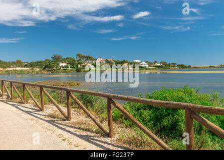 Quinta do Lago, dans le paysage de l'Algarve, Portugal Banque D'Images
