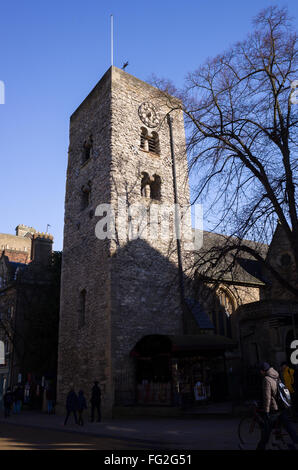 La tour de Saxon Construit, plus de mille ans, à l'église de St Michel, ville d'Oxford, en Angleterre. Banque D'Images